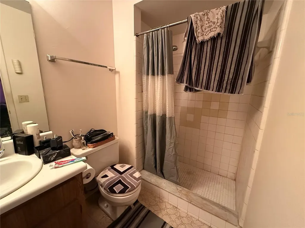 3243 & 3245 Split Willow Drive Orlando FL 32808