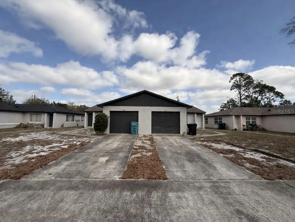 3243 & 3245 Split Willow Drive Orlando FL 32808