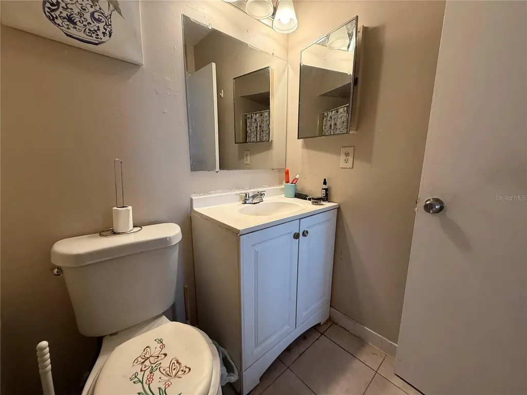 3243 & 3245 Split Willow Drive Orlando FL 32808