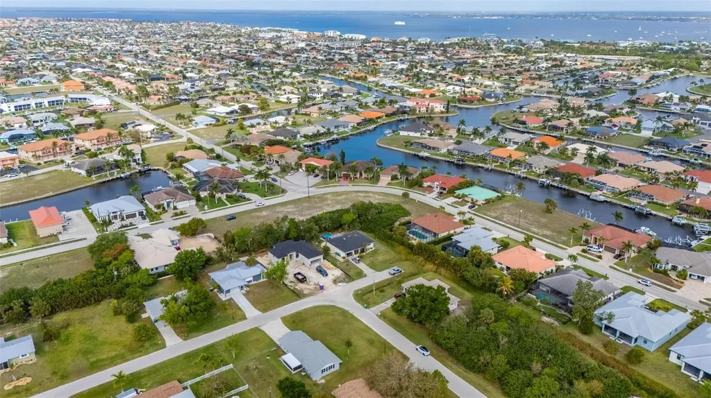 721 Pompano Terrace Punta Gorda FL 33950