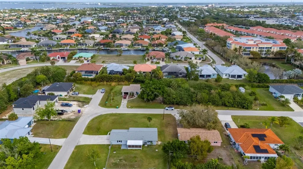 721 Pompano Terrace Punta Gorda FL 33950