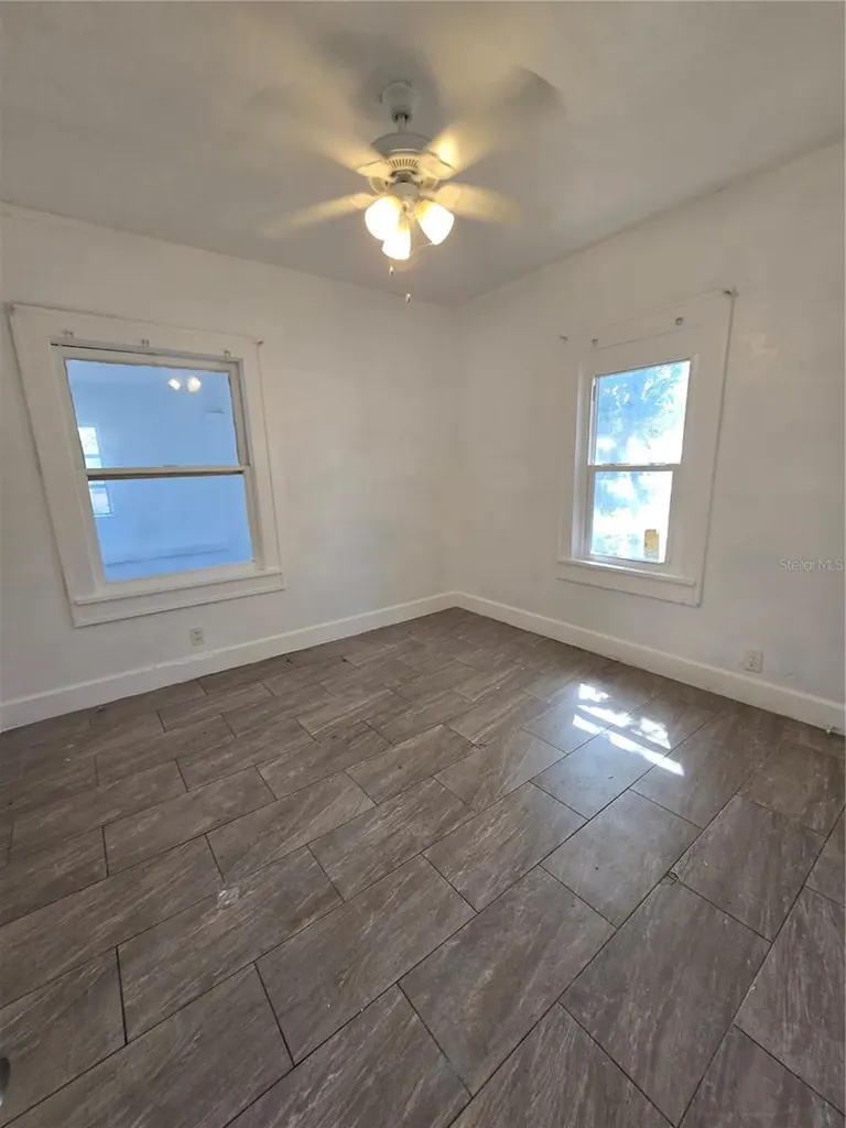 2001 11th Street S St Petersburg FL 33705