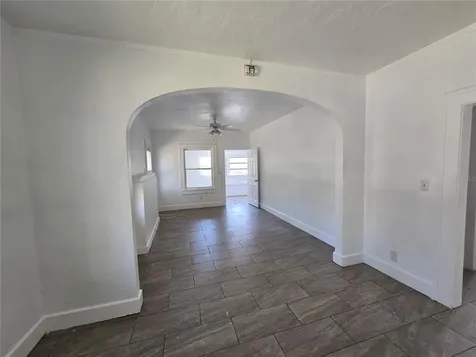 2001 11th Street S St Petersburg FL 33705