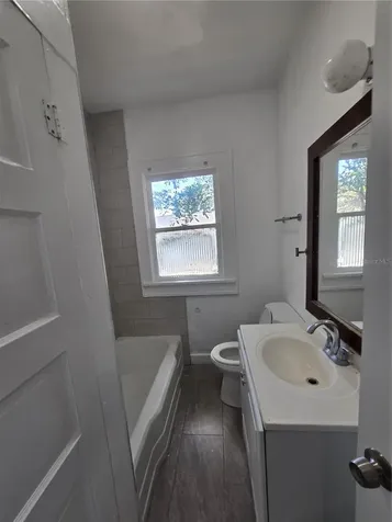 2001 11th Street S St Petersburg FL 33705