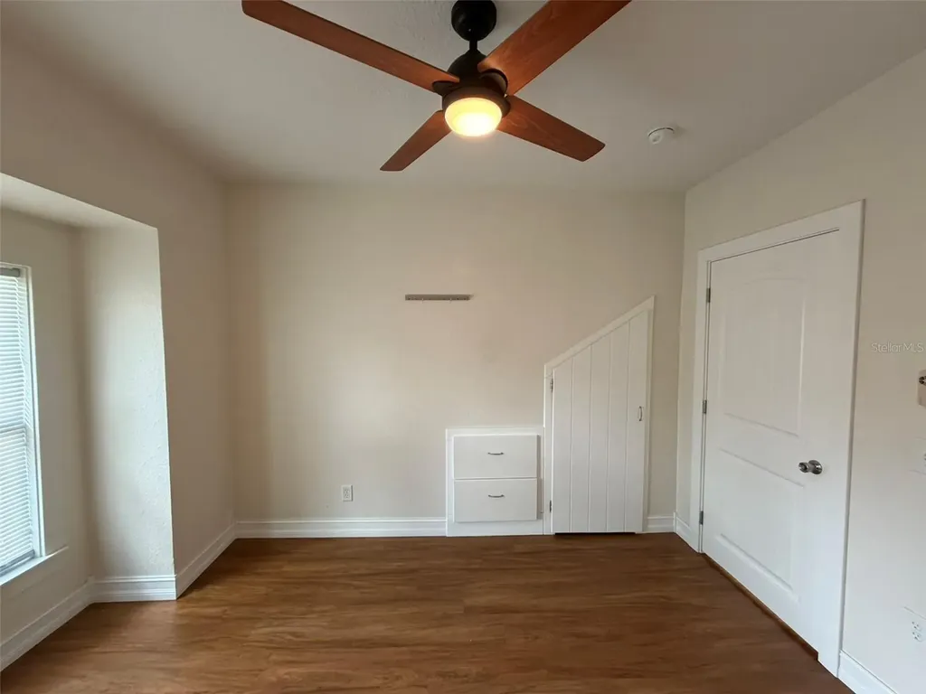 903 E New York Avenue Deland FL 32724