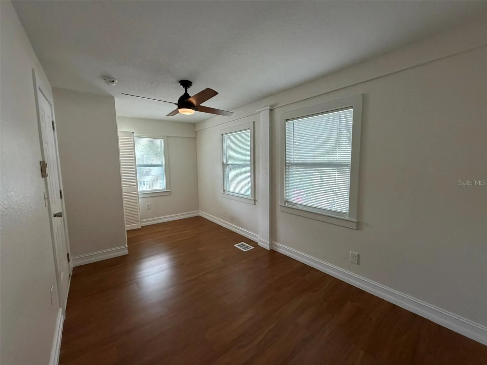 903 E New York Avenue Deland FL 32724
