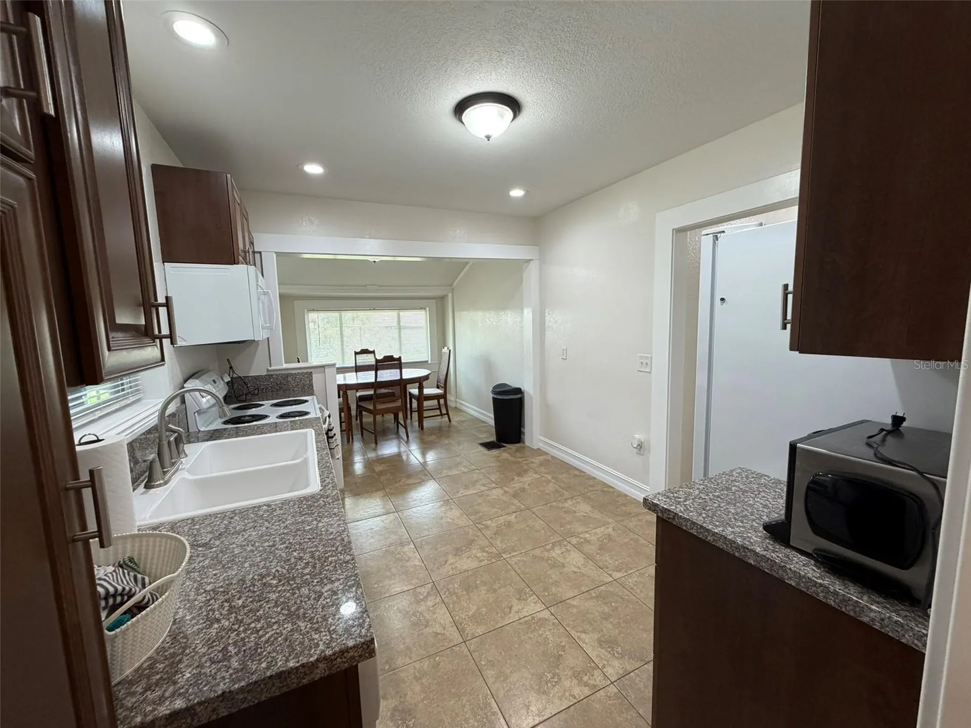 903 E New York Avenue Deland FL 32724