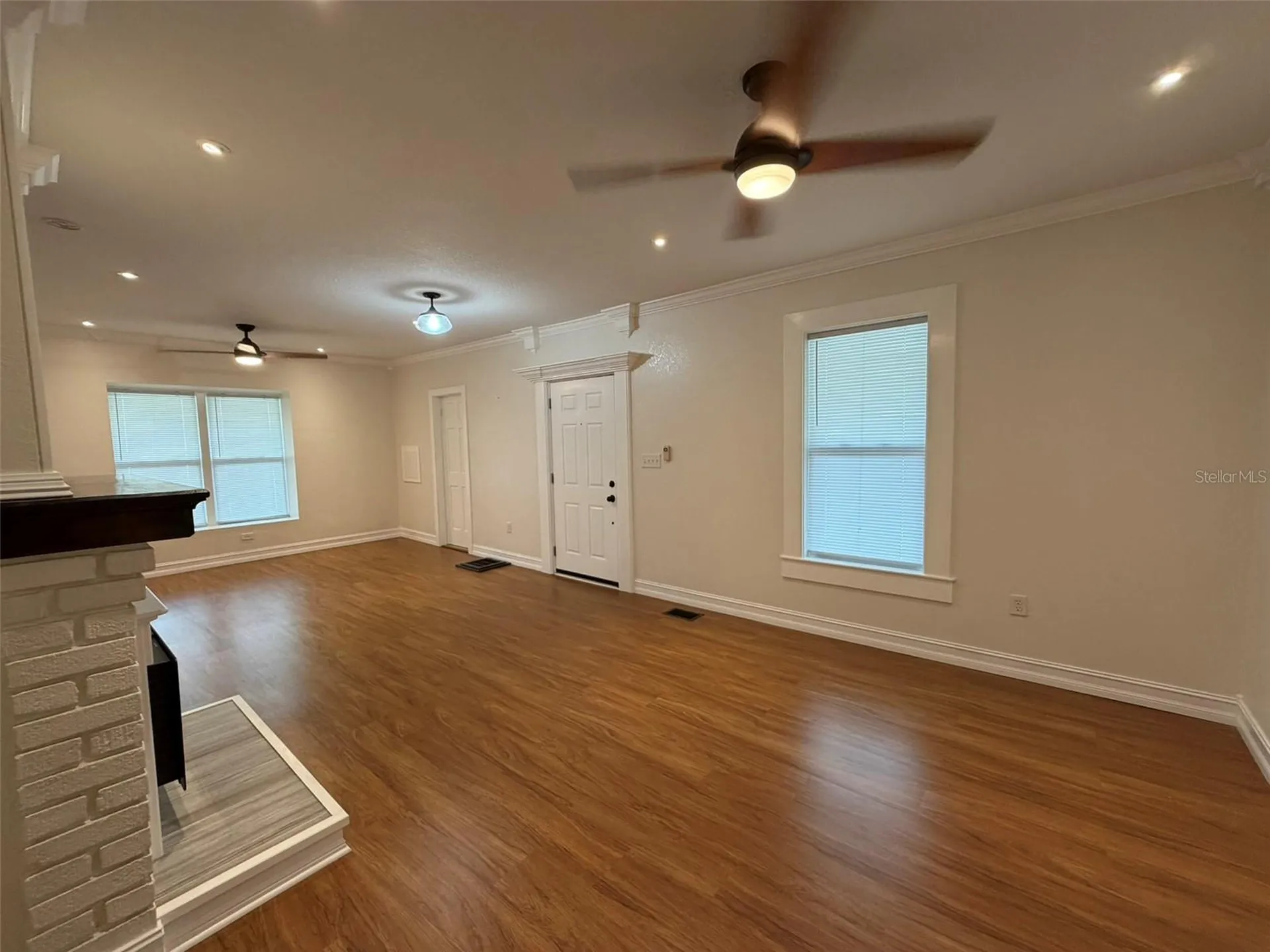 903 E New York Avenue Deland FL 32724