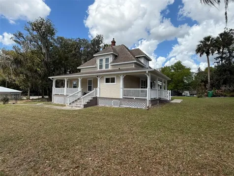 903 E New York Avenue Deland FL 32724