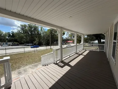 903 E New York Avenue Deland FL 32724