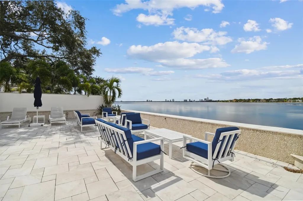 2 Adalia Avenue Tampa FL 33606