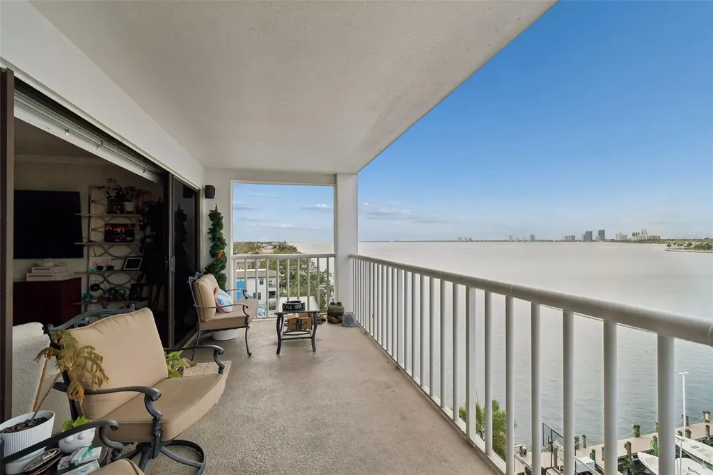 2 Adalia Avenue Tampa FL 33606