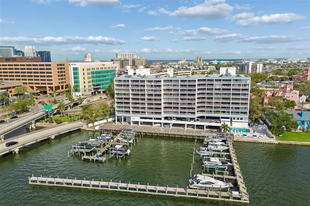 2 Adalia Avenue Tampa FL 33606