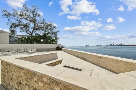 2 Adalia Avenue Tampa FL 33606