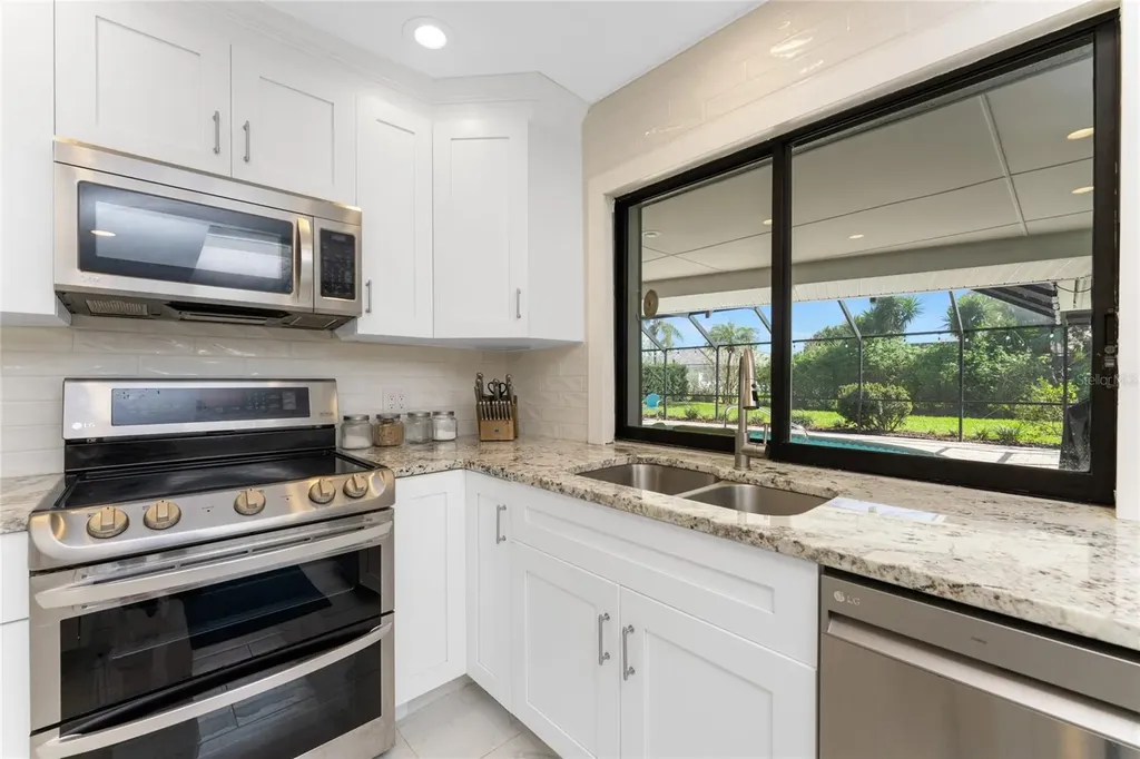 461 Firethorn Avenue Englewood FL 34223