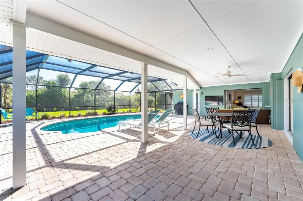 461 Firethorn Avenue Englewood FL 34223