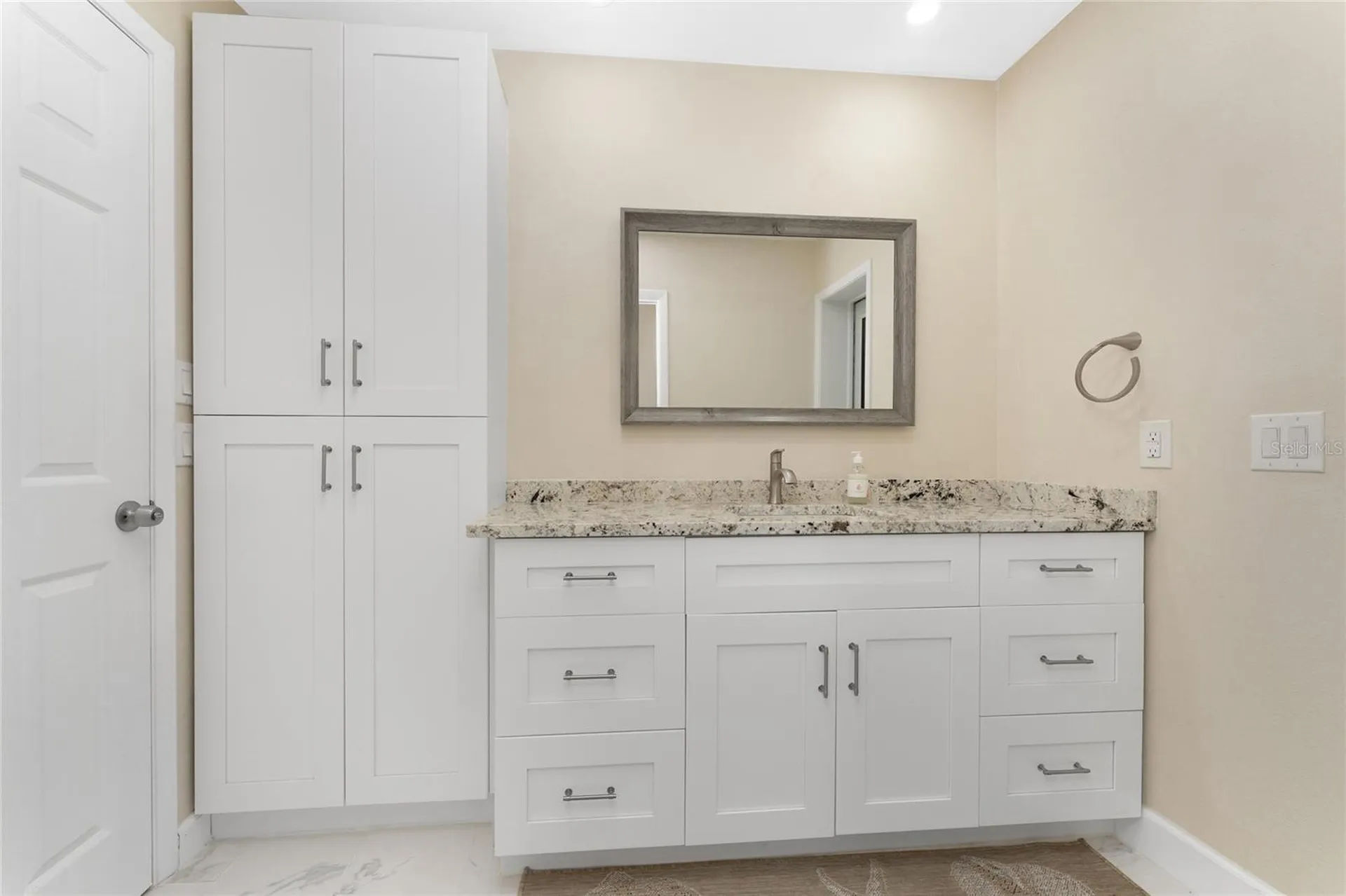 461 Firethorn Avenue Englewood FL 34223