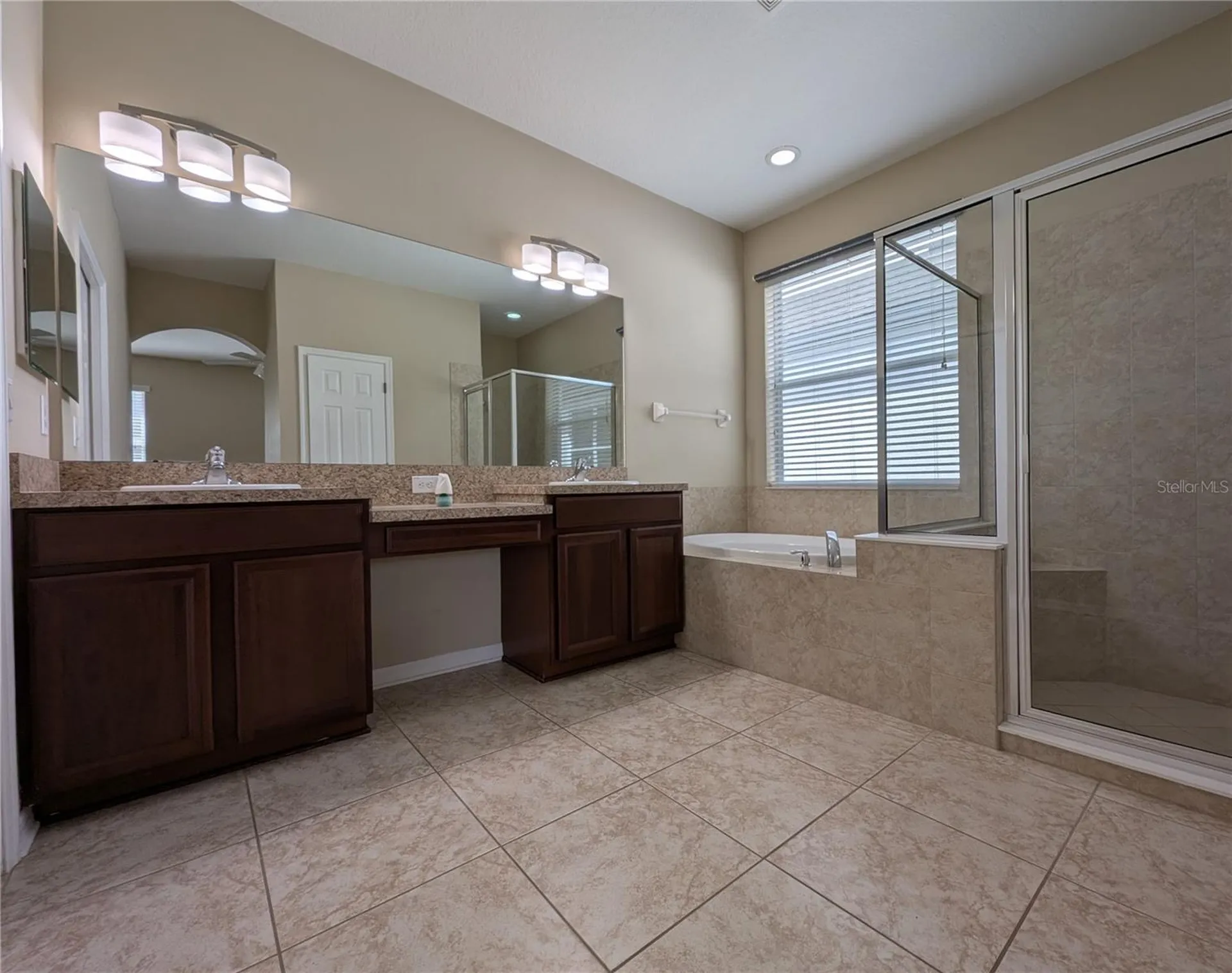 12717 Avelar Creek Drive Riverview FL 33578