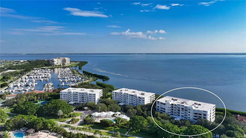 2410 Harbourside Drive Longboat Key FL 34228