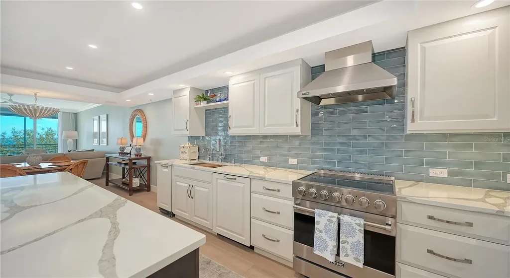 2410 Harbourside Drive Longboat Key FL 34228