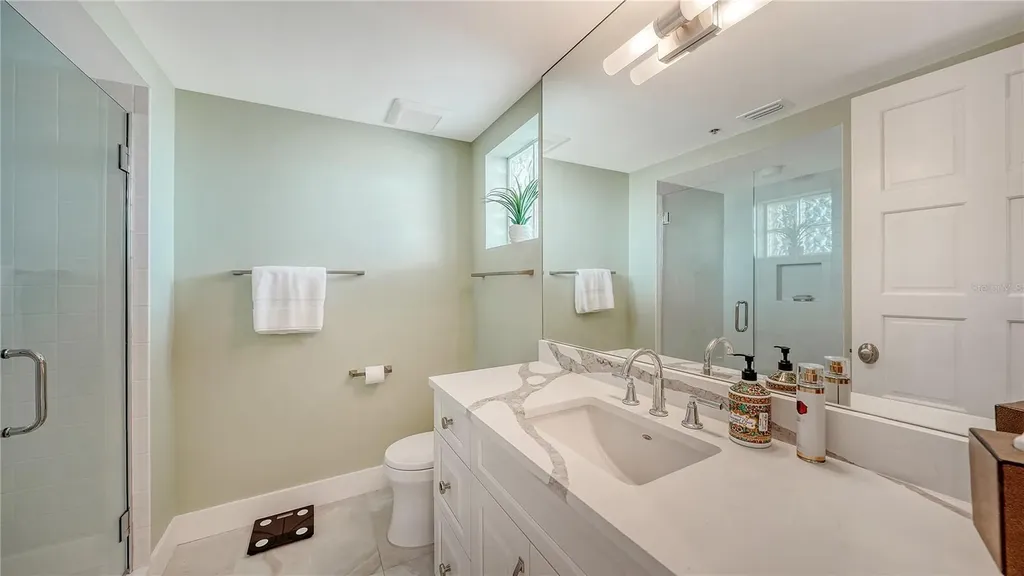 2410 Harbourside Drive Longboat Key FL 34228