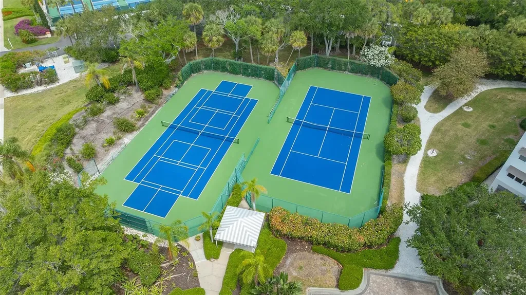 2410 Harbourside Drive Longboat Key FL 34228