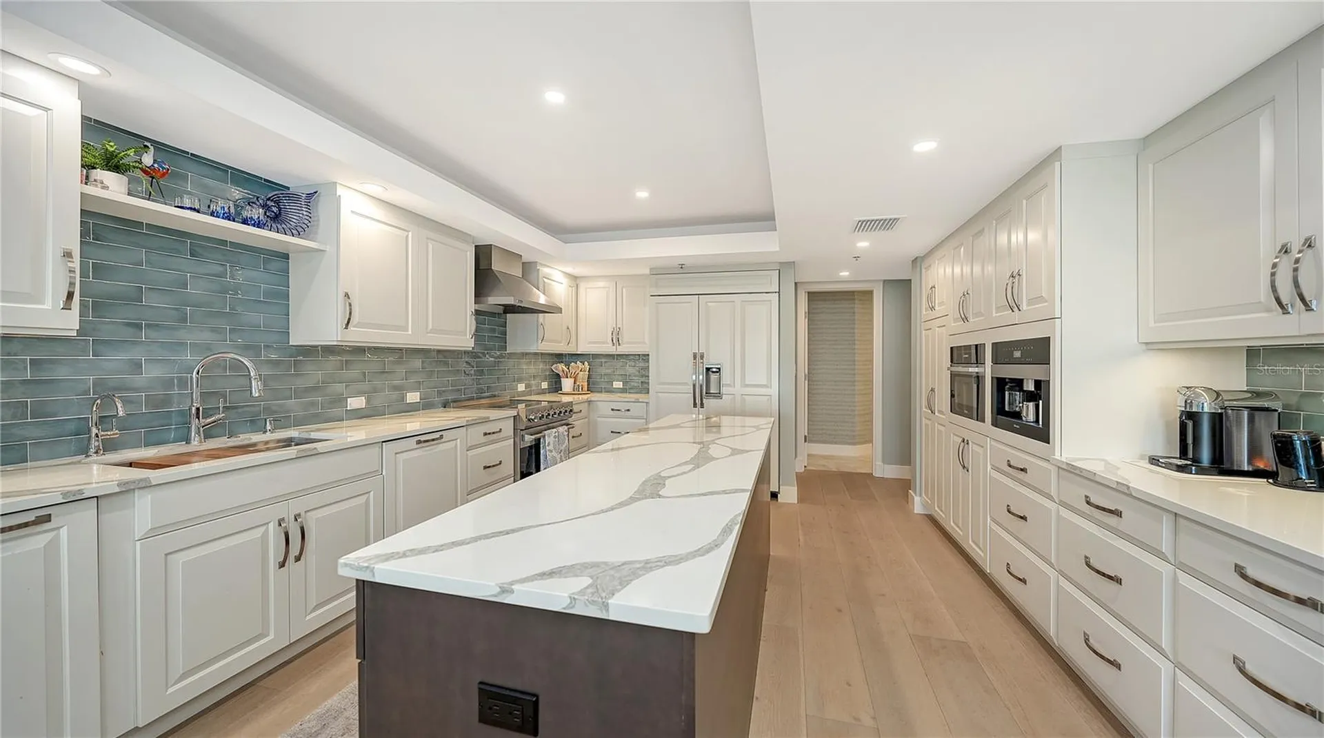 2410 Harbourside Drive Longboat Key FL 34228