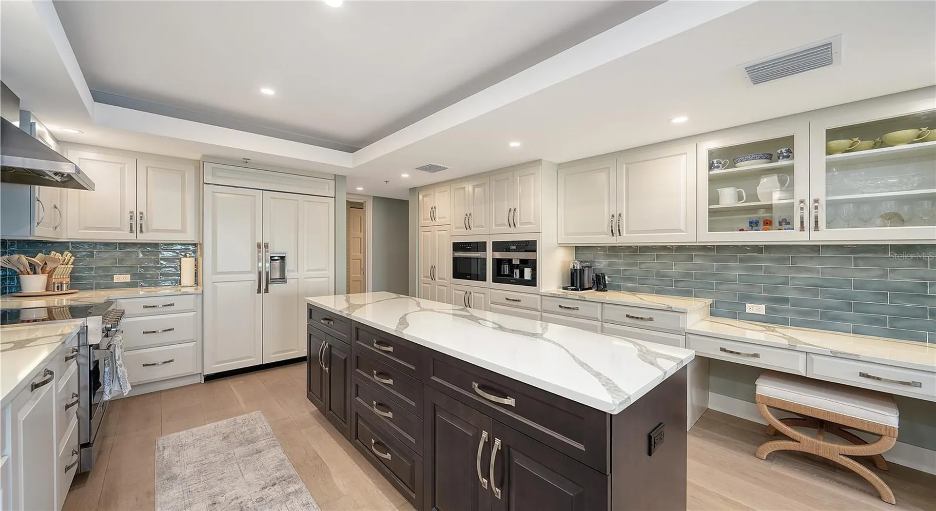 2410 Harbourside Drive Longboat Key FL 34228