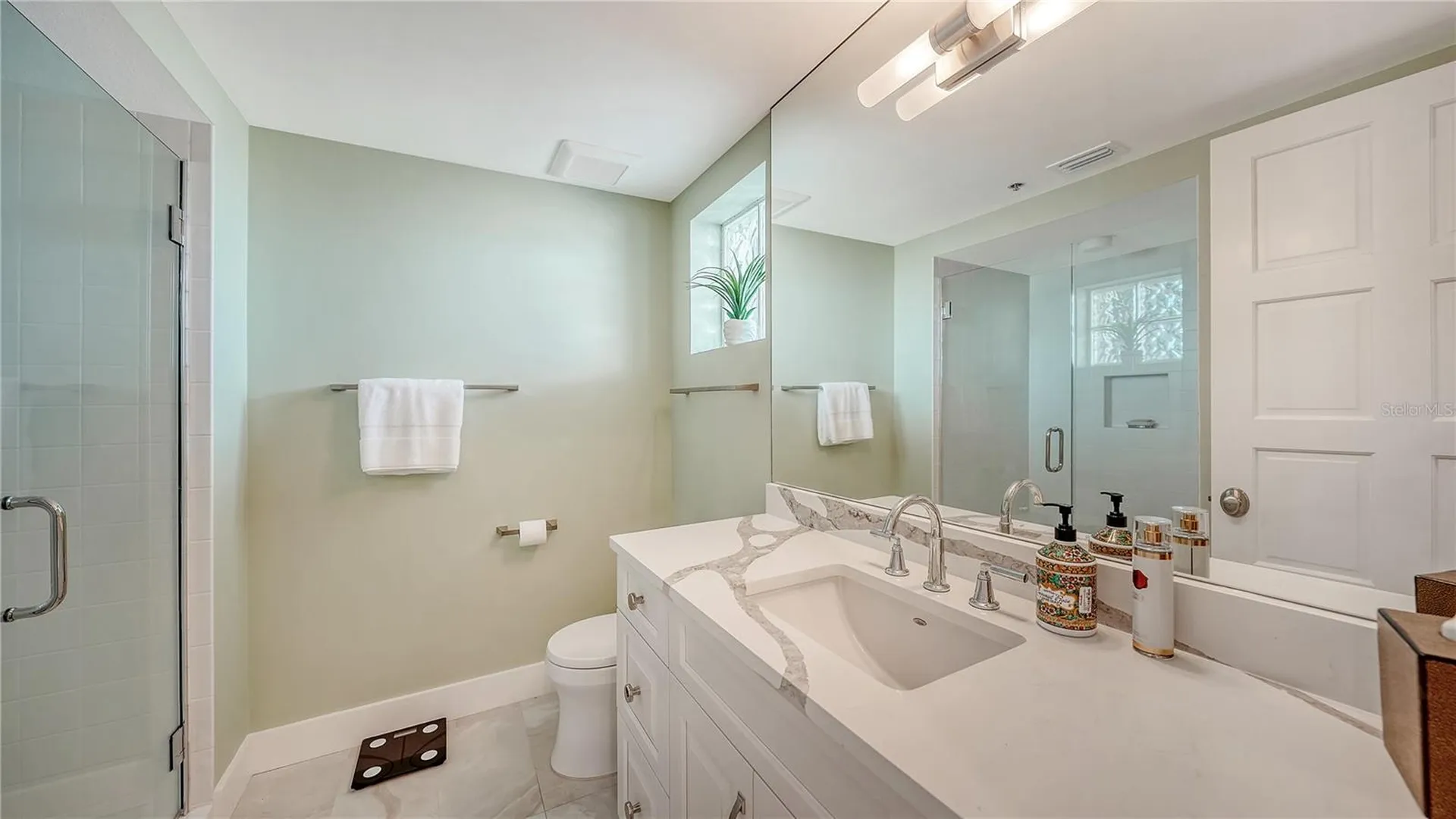 2410 Harbourside Drive Longboat Key FL 34228