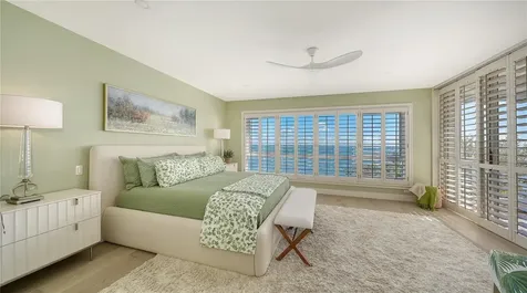 2410 Harbourside Drive Longboat Key FL 34228