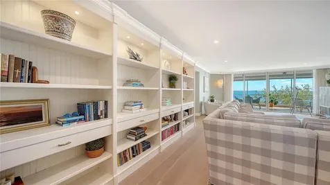 2410 Harbourside Drive Longboat Key FL 34228