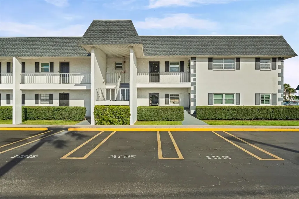 4705 5th Street W Bradenton FL 34207