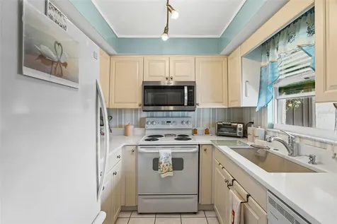 4705 5th Street W Bradenton FL 34207