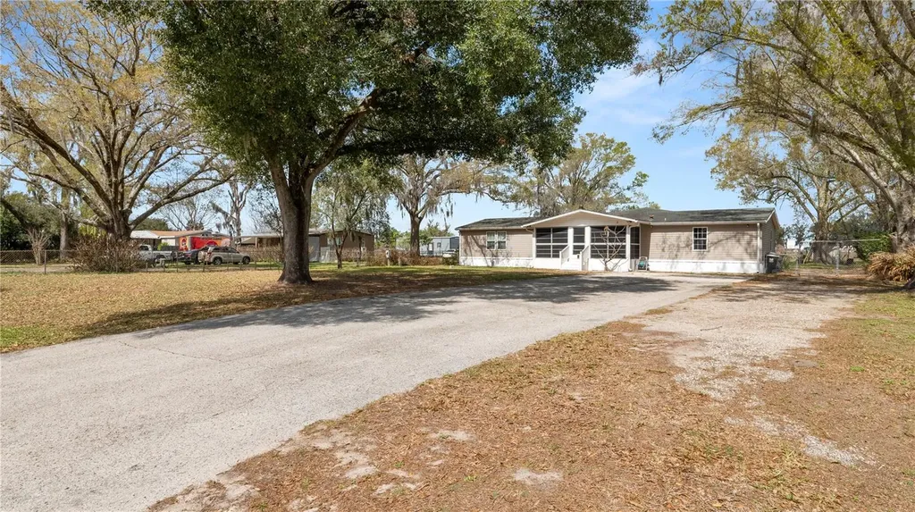 5239 Spring Creek Drive Lakeland FL 33811