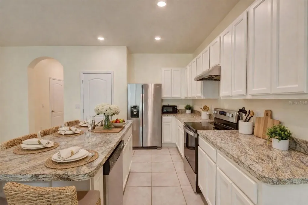 1289 Yellow Finch Drive Davenport FL 33837