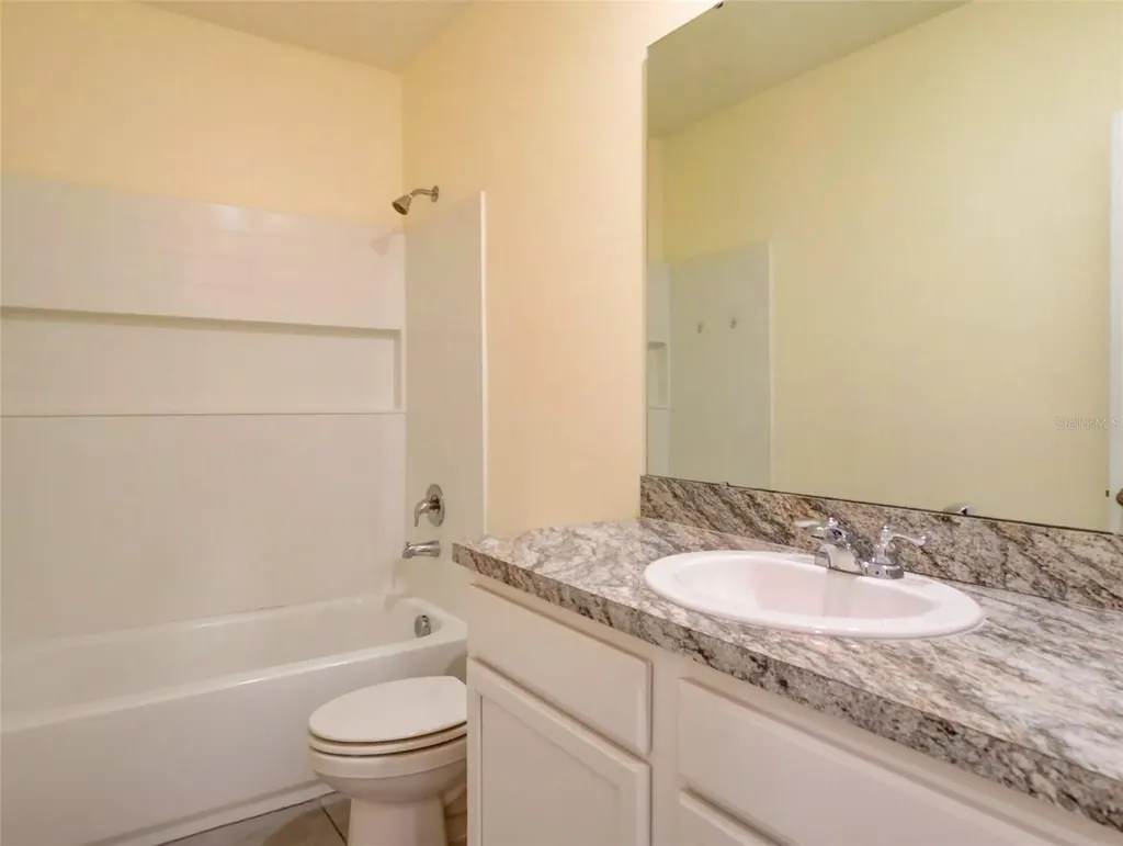 1289 Yellow Finch Drive Davenport FL 33837