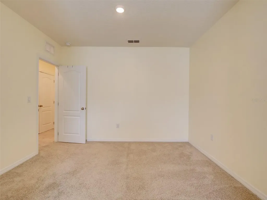 1289 Yellow Finch Drive Davenport FL 33837