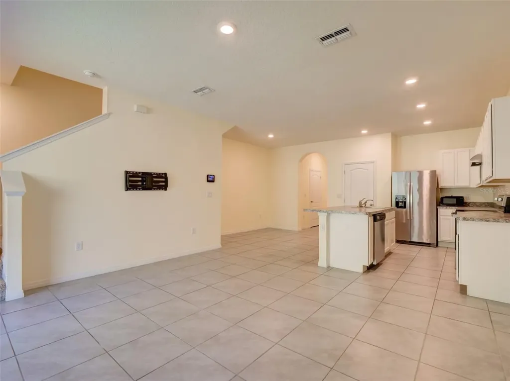 1289 Yellow Finch Drive Davenport FL 33837