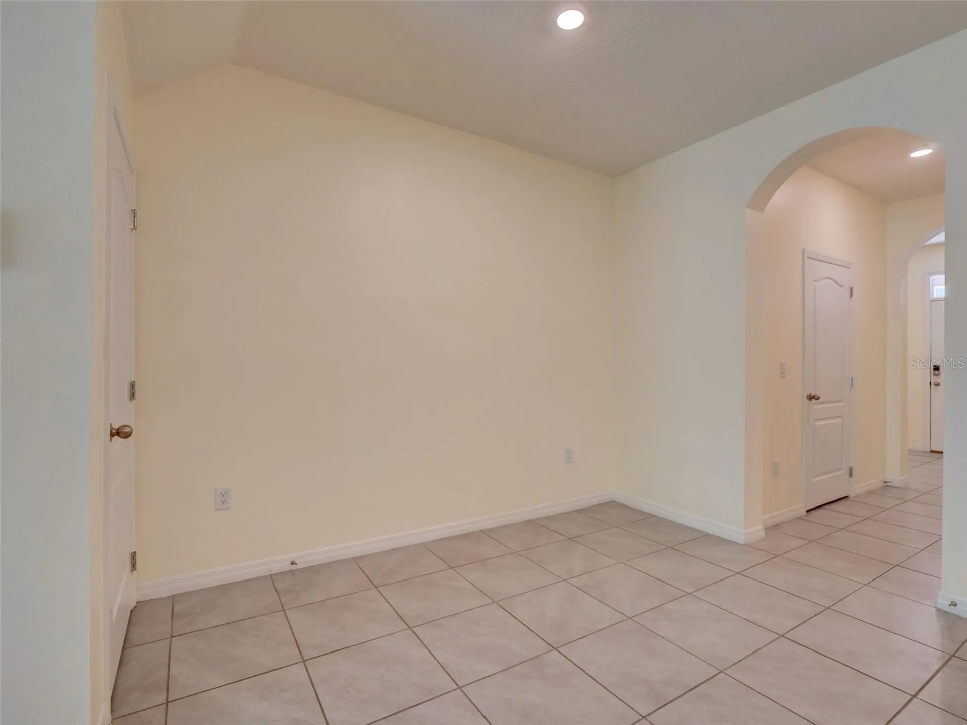1289 Yellow Finch Drive Davenport FL 33837