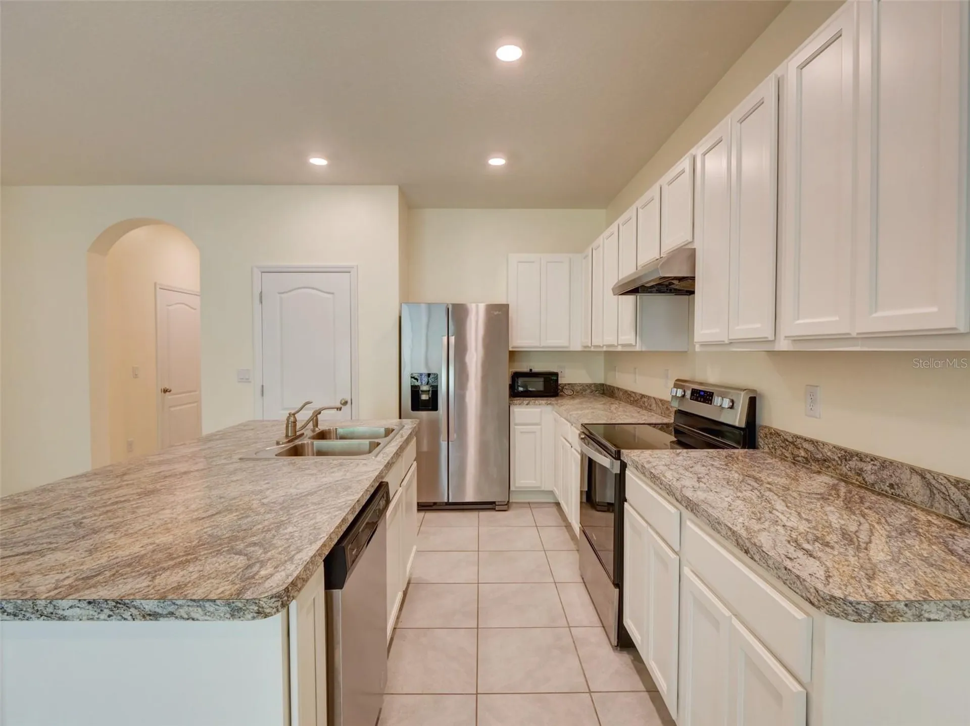1289 Yellow Finch Drive Davenport FL 33837