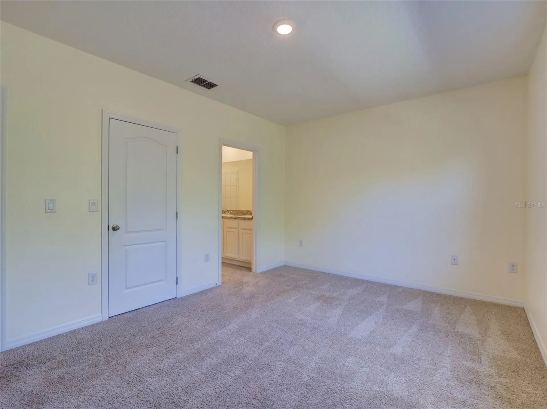 1289 Yellow Finch Drive Davenport FL 33837