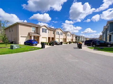 1289 Yellow Finch Drive Davenport FL 33837