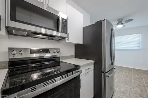 927 W Olympia Avenue Punta Gorda FL 33950