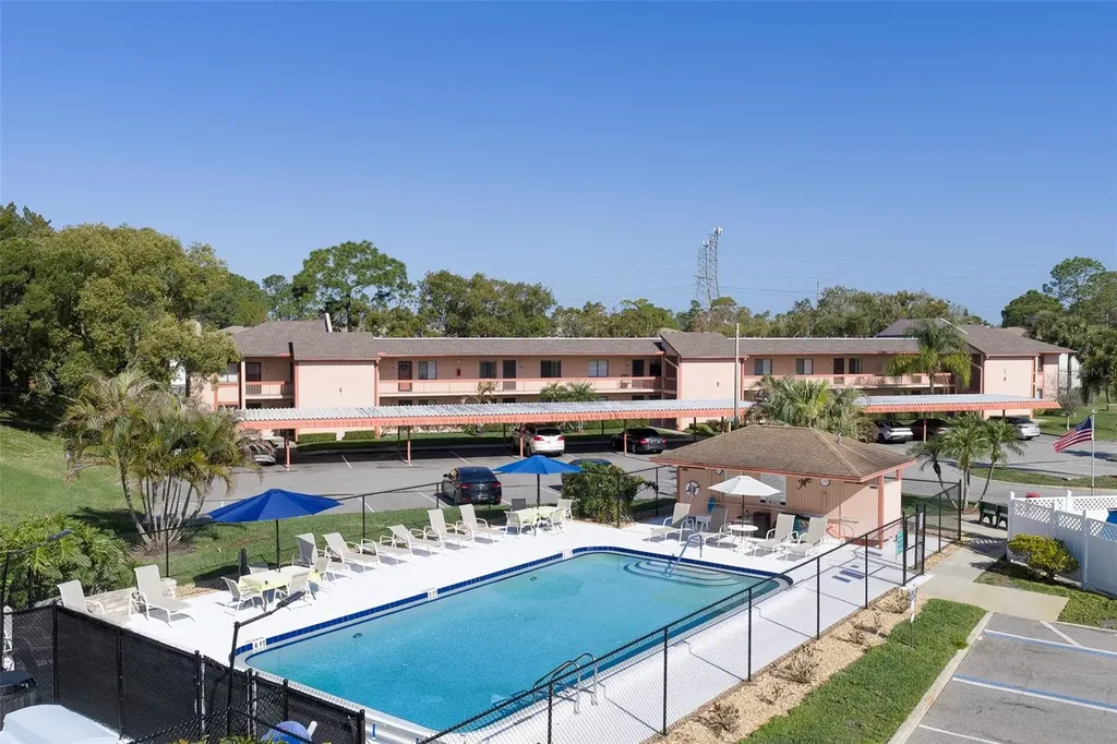 110 Lakeside Court Oldsmar FL 34677