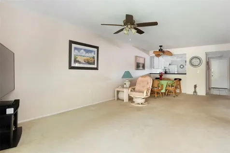 110 Lakeside Court Oldsmar FL 34677