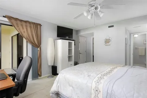 110 Lakeside Court Oldsmar FL 34677