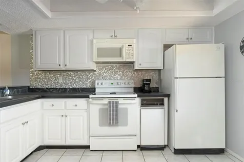 110 Lakeside Court Oldsmar FL 34677