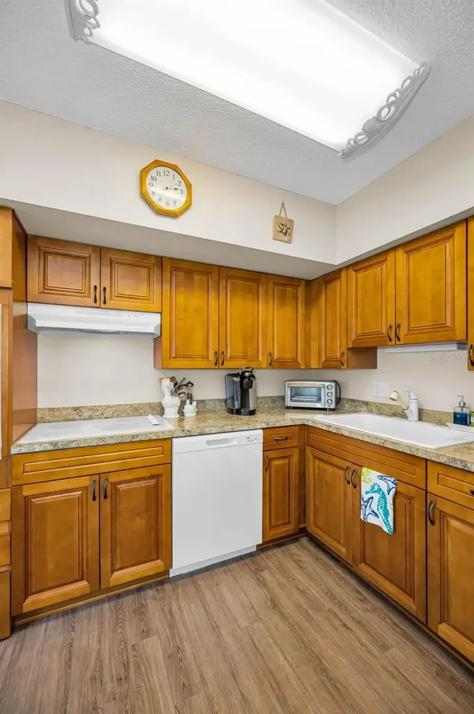 2404 Florentine Way Clearwater FL 33763