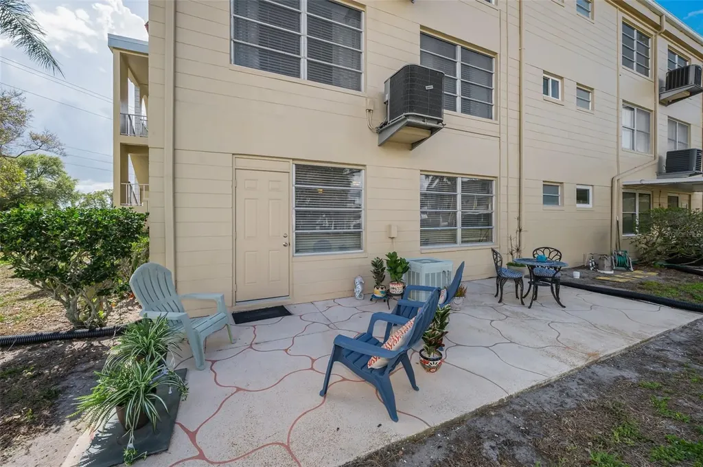 2404 Florentine Way Clearwater FL 33763