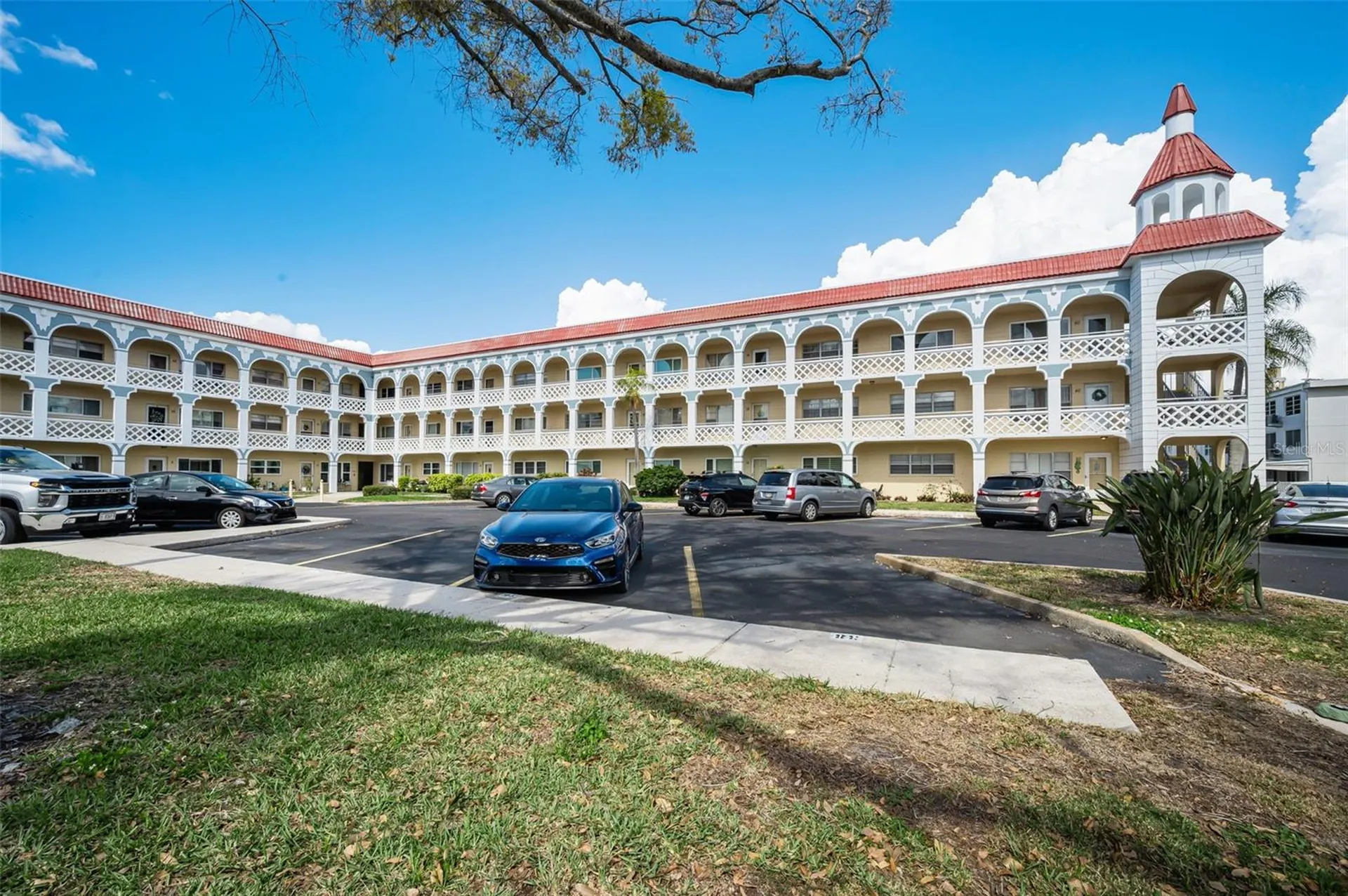2404 Florentine Way Clearwater FL 33763